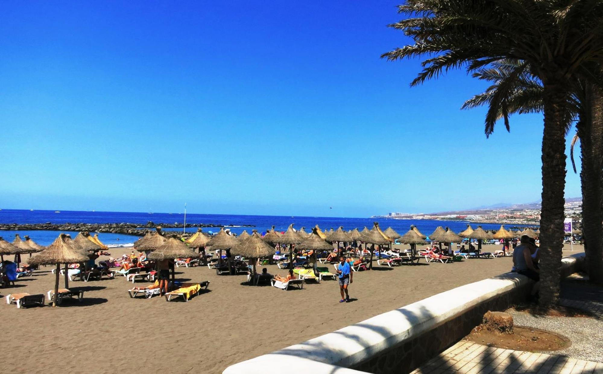 Blue Bay Paradise - Beach Front Apartment With Sea View Playa Paraiso  Exterior foto