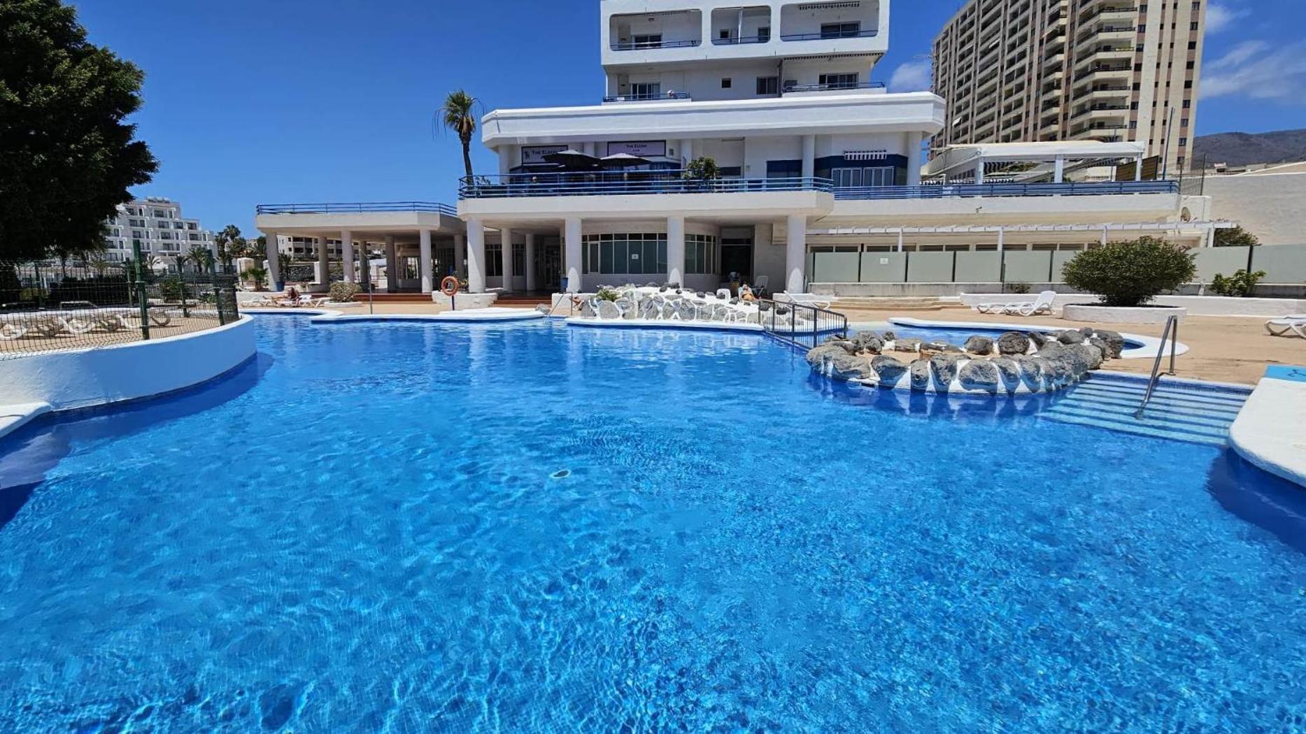 Blue Bay Paradise - Beach Front Apartment With Sea View Playa Paraiso  Exterior foto
